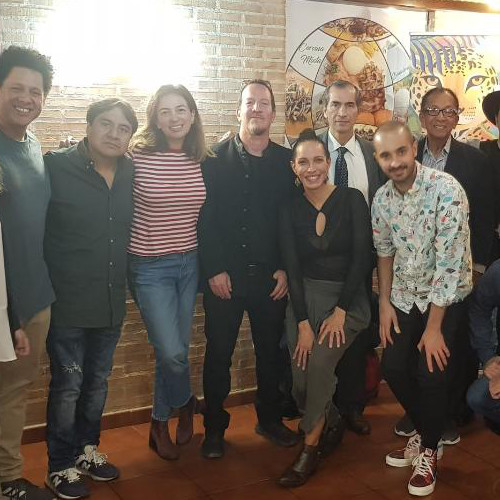 Cena en Casa Ecuador con los invitados